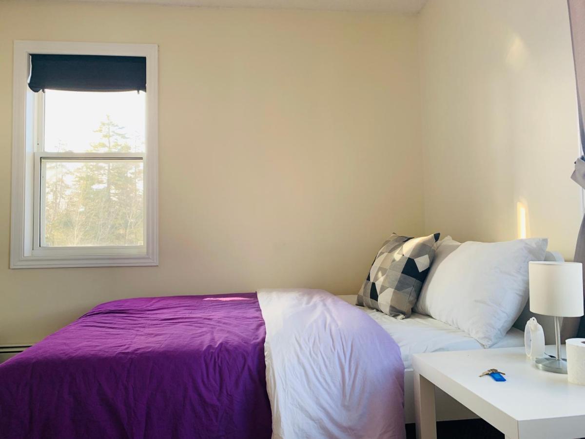 Private Fully Furnished Room In Halifax Shared Washroom Exterior foto