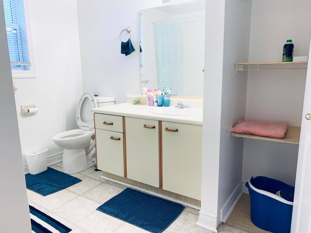 Private Fully Furnished Room In Halifax Shared Washroom Exterior foto